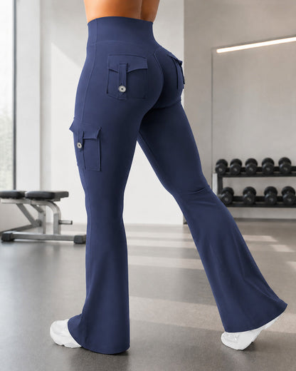 Pantalón acampanado de talle alto con bolsillos