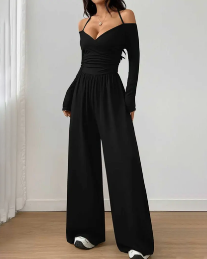 Mono de punto, de manga larga con cuello halter y pierna ancha