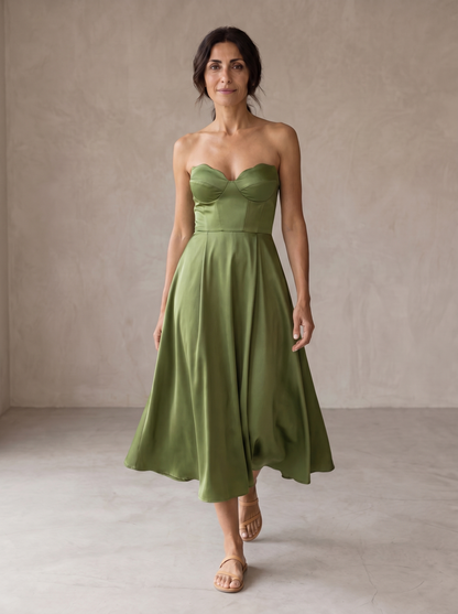 Lorena | Vestido Midi Elegante Sin Tirantes