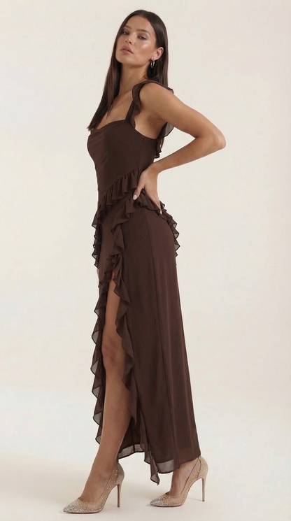 Vestido Largo con Volantes